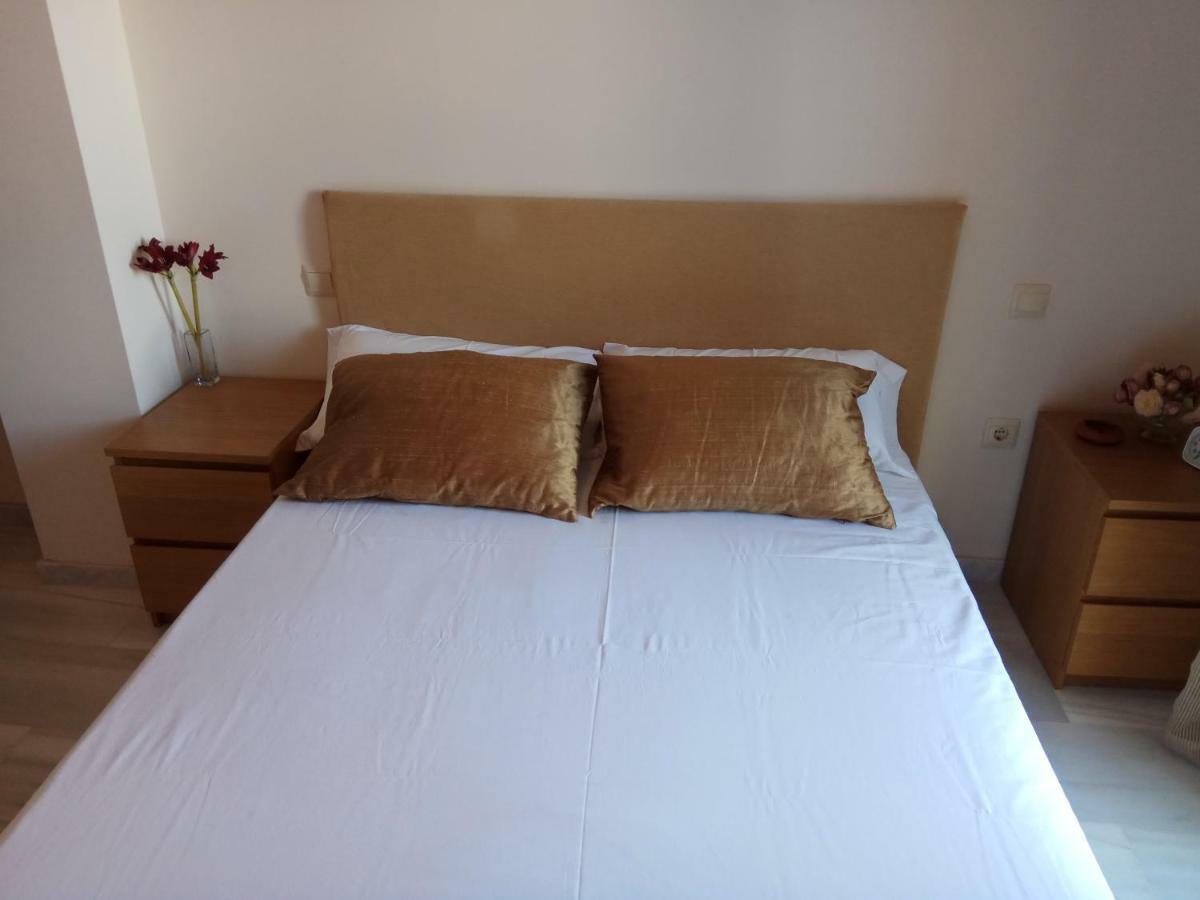 Precioso Atico En Torre De Benagalbon A 20 Metros Del Mar. Apartment Bagian luar foto