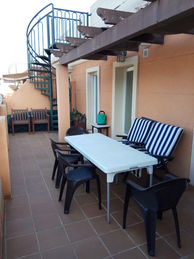 Precioso Atico En Torre De Benagalbon A 20 Metros Del Mar. Apartment Bagian luar foto