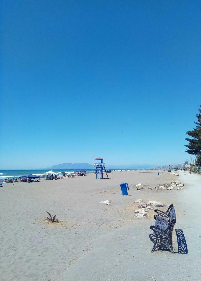 Precioso Atico En Torre De Benagalbon A 20 Metros Del Mar. Apartment Bagian luar foto